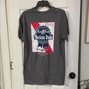 Simply Southern Men's Dark Gray 'Merican dude" Tee. Size L